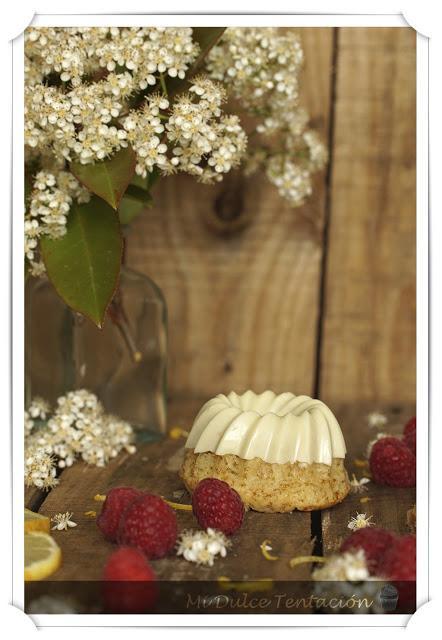 Minibundts de Limón y Chocolate Blanco Minibundts de Limón y Chocolate Blanco