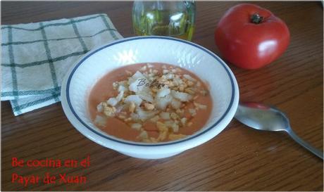 Crema de gazpacho con bacalao