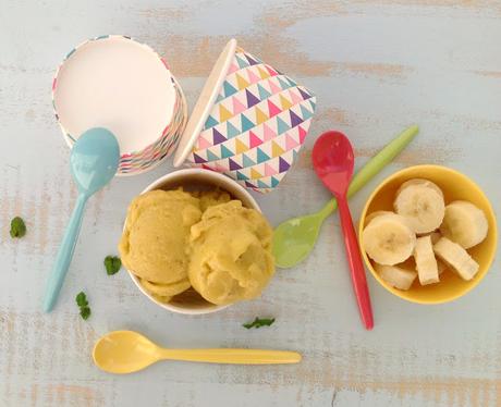 Helado vegano de banana y mango