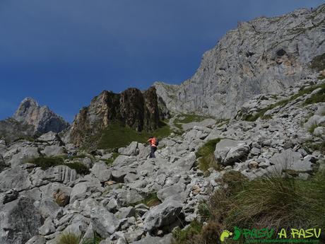 TORRE BLANCA: Ruta desde Fuente Dé por la CANAL DE LA JENDUDA