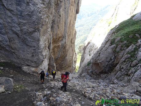 Torre Blanca: Parte alta de la Canal de la Jenduda