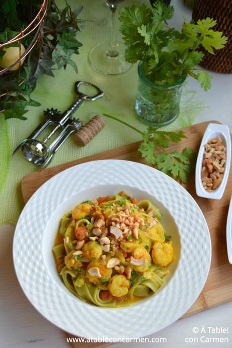 Tagliatelle con Gambas en Salsa Thai de Coco