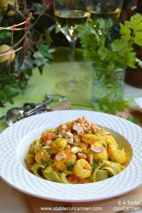 Tagliatelle con Gambas en Salsa Thai de Coco