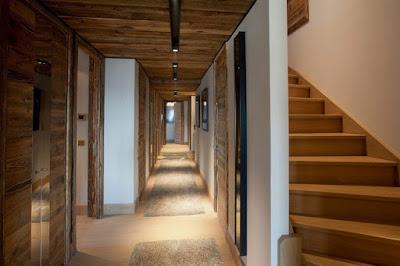 Pasillos en Estilo Rustico