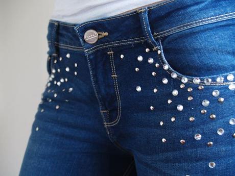 Decorar un vestido o dar un toque de brillo