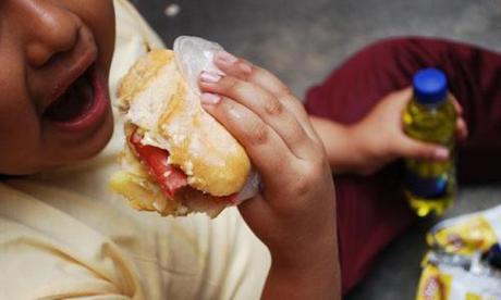 La malnutrición, un riesgo grave para la salud. La malnutrición, un riesgo grave para la salud.