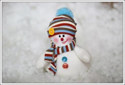 Aprende cómo hacer muñecos de nieve fáciles y bonitos