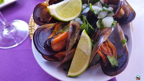 Mejillones con mantequilla y lima