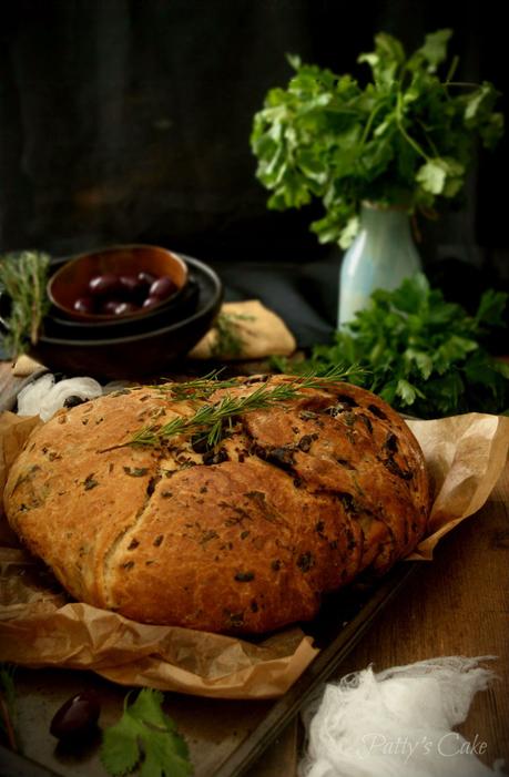 Pan rústico chipriota, una delicia de la isla del amor