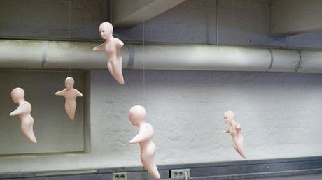 Elfoid, el teléfono móvil humanoide