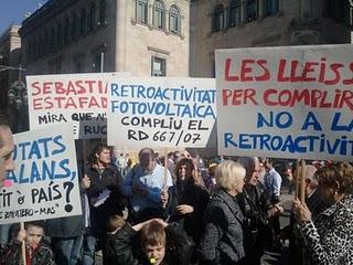 Manifestación en Barcelona en contra de la retroactividad en la fotovoltaica