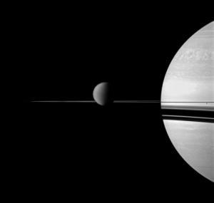 Nueva e impresionante imagen de Saturno