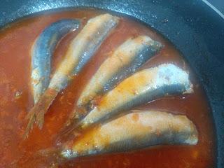 SARDINITAS (MANOLITAS DE MALAGA) EN SALSA CON COMINO Y PIMENTON