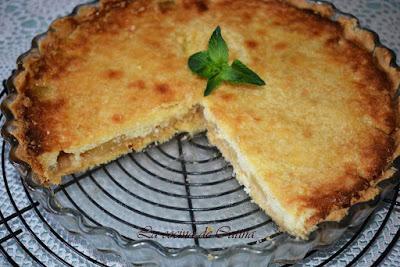 Tarta de piña con crema de almendra