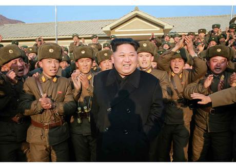 Kim Jong-Un dice que quiere equilibrio nuclear con EE.UU