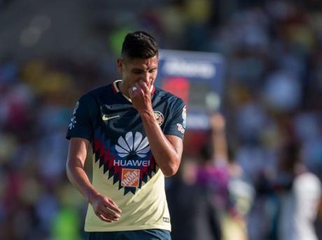 Edson Álvarez no jugara los clásicos Edson Álvarez no jugara los clásicos