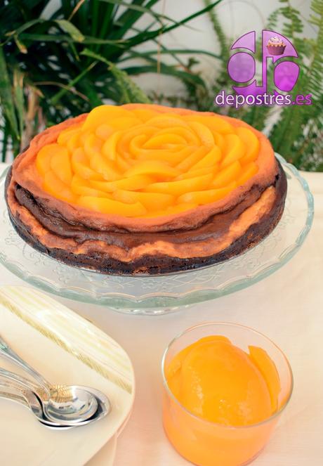 PASTEL DE QUESO CON MELOCOTONES