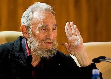 Cubano y canadiense viajarán 600 km en bicicleta hasta tumba de Fidel Castro