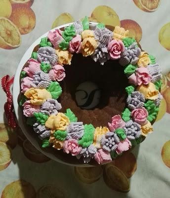 Hummingbird Bundt Cake