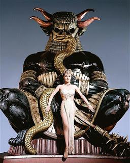 Peplum en Todos somos sospechosos