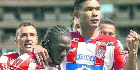 Teófilo y Chará se perfilan como titulares en Junior en el partido de vuelta en Copa Suramericana.