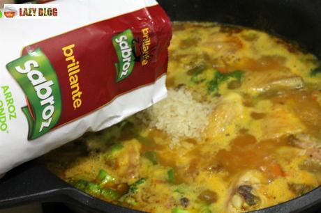 Dos recetas de arroz sencillas para alegrar a la familia: arroz con jamón y arroz con verduras y pollo