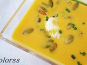 Crema fría calabaza yogur huevo poché codorniz