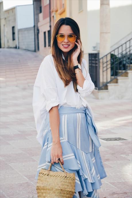 THE SKIRT