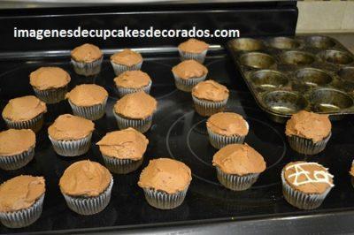 como hacer cupcakes economicos buttercream