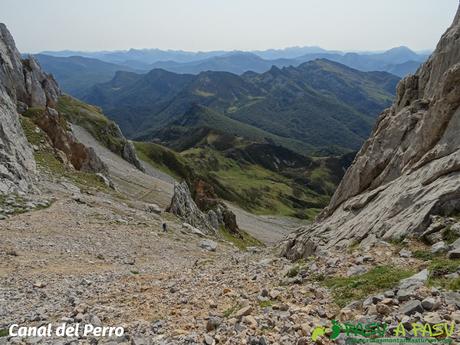 Ruta Torre Bermeja: Canal del Perro