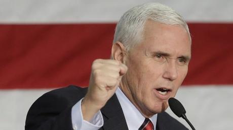 Mike Pence también arremete contra Cuba