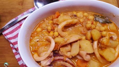 Guiso de mariscos con paccheri