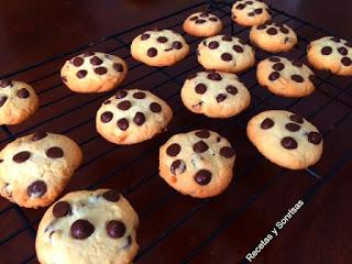 COOKIES  CON GOTITAS DE CHOCOLATE