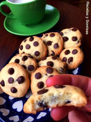 COOKIES  CON GOTITAS DE CHOCOLATE