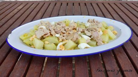 Papas aliñás Papas aliñás