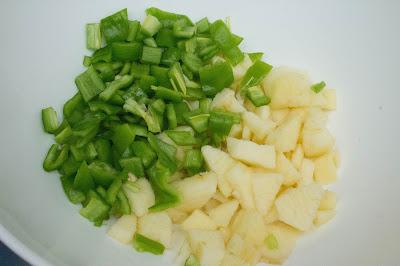 Ensalada de lentejas con pimiento y manzana
