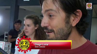 Diego Luna ayuda a damnificados en México