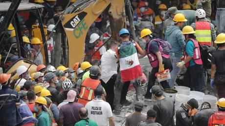 Terremoto: un poema en memoria de México