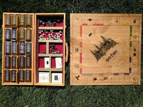 Convirtió una vieja tabla en un juego de película