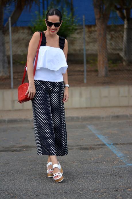 zara-polka-dots-streetstyle-black-white