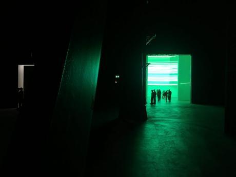Hangar Bicocca recrea los ambientes espaciales de Lucio Fontana