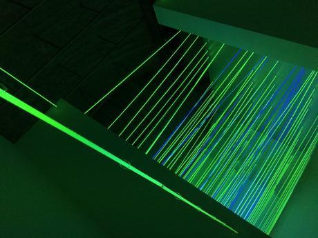 Hangar Bicocca recrea los ambientes espaciales de Lucio Fontana