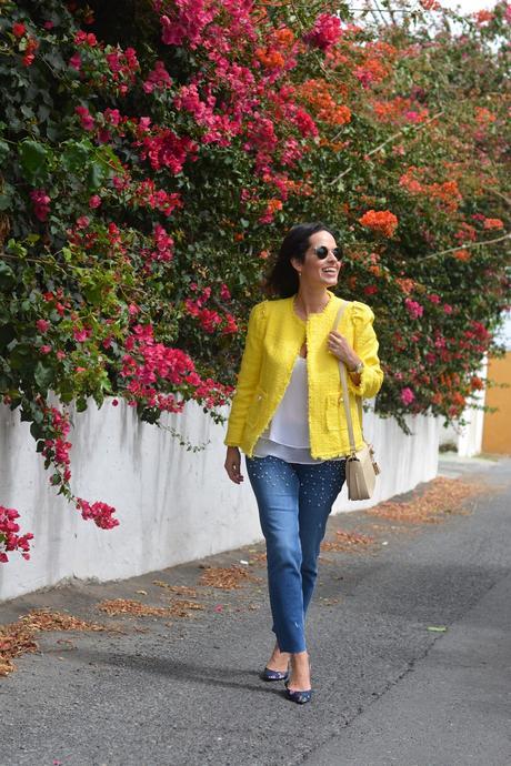 outfit-pearls-jeans-zara-tweed