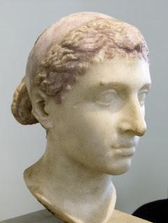 Ensayo sobre la belleza de Cleopatra VII Filopátor Nea Thea o sencillamente: Cleopatra