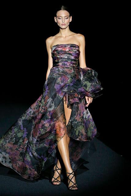 Hannibal Laguna nos vuelve a conquistar con su colección de vestidos de fiesta 2018 