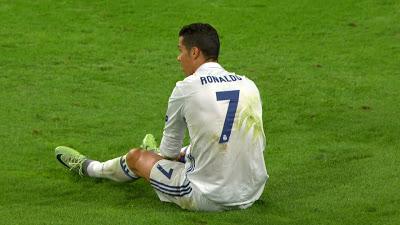 Cristiano Ronaldo con un par