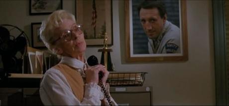 Tiburón, la venganza (1987), sigue haciendo falta un barco más grande