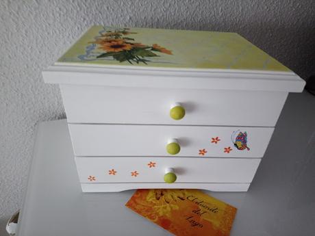 Flores y mariposas...