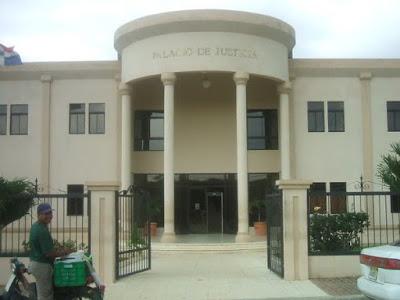 Agentes hieren a médico había causado heridas a fiscal y a mujer.