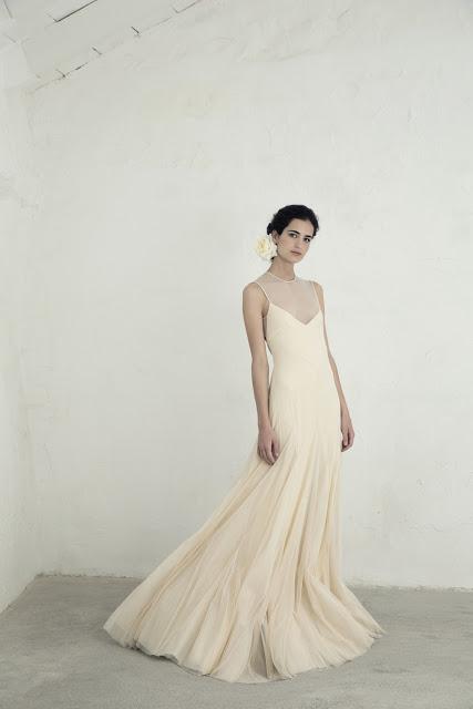 La novia 2018 de Cortana es una mujer hedonista y de espíritu libre sin dejar de ser mediterránea y bohemia